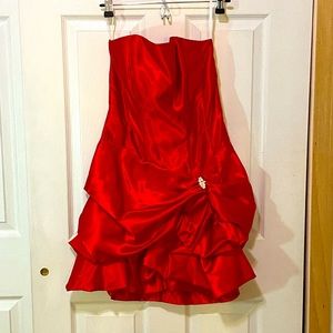 Vintage Jessica McClintock red strapless dress